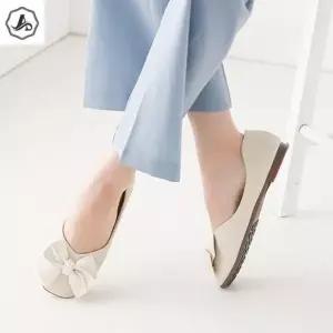 [애슬릿] 플랫 슈즈 리본 진주 스퀘어토 여성 가을 캐주얼 (40946178A)