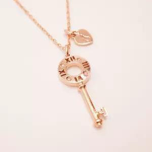 [오팔하우스]오팔하우스14k 로마숫자 열쇠 목걸이 OPGDN317