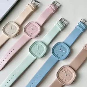 패션 데일리 캐주얼 아날로그 손목시계 아날로그시계