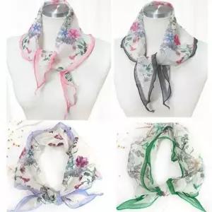 플라워 스카프 여성 가벼운 삼각 스카프 꽃스카프 여성스카프 린넨스카프 여름스카프 대성무역 봄스카프