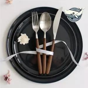 모던 나무핸들 식사세트 실버 포크 수저 나무 수저포크 포크스푼