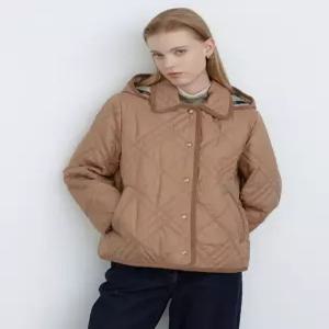 닥스 여성 24FW [클리어런스][퀼팅] 베이지 체크 배색 탈착 후드 숏 퀼팅 점퍼 DLJU4DE95I2