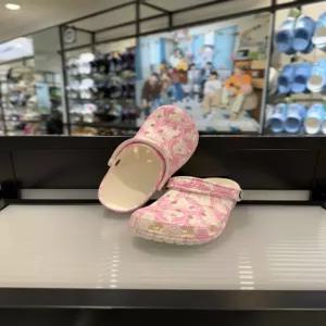 [크록스] 크록스 클래식 듀크 프린트 클로그 210003-6WY