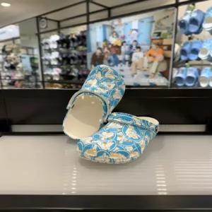 [크록스] 크록스 클래식 듀크 프린트 클로그 210003-4OX