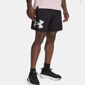 [언더아머](대전신세계)1390046-001 블랙 남성 UA Tech 우븐 그래픽 쇼츠 반바지 헬스 런닝