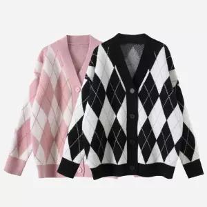 ONM 넬디 아가일 루즈핏 롱 가디건 SD230816 원피스 롱가