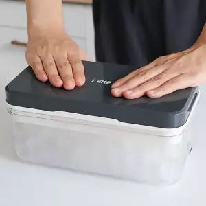 리케 원터치 푸쉬 얼음트레이 32구 1단 세트 실리콘 얼음틀 보관통 스쿱포함