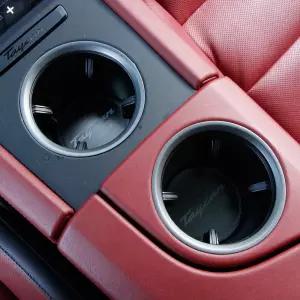포르쉐 타이칸 컵홀더 받침대 보호 패드 용품