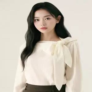 [스타필드 고양 로엠] 트임 타이 블라우스_RMBLG11RT1