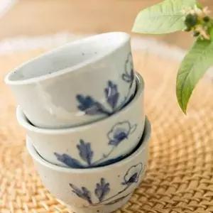 [콩심팥심]전통 국산 핸드메이드 찻잔 세라믹 도자기 꽃무늬 차마시는찻잔