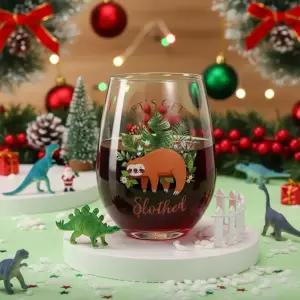 여성용 겨울 나무늘보 선물 스템리스 재미있는 와인잔 17온스 크리스마스 가족 생일 파티 친구 홀리데이