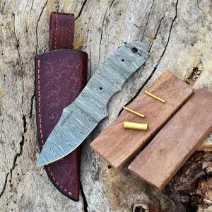 소고 나이프 7인치 다마스쿠스 제작 키트 DIY 핸드메이드 블랭크 스틸 블레이드 핀 칼집이 있는 용품용