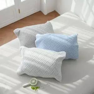 여름철 침구 쿨링소재 베개덮개 통풍성 우수 가정용 침실 계절침구 쾌적한 수면환경
