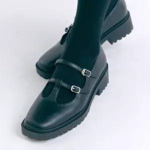 [슈펜] T스트랩 메리제인 청키로퍼 (HPWWCEA902-T)