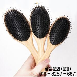 멧돼지 강모 헤어 브러시 얇고 가는 모발을 위한 부드러운 천연 윤기와 질감을 복원합니다. 나무 빗