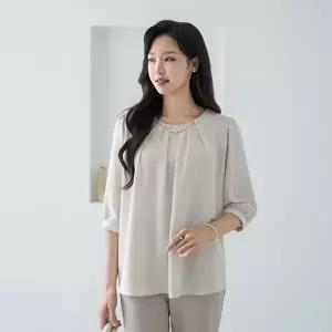 [마담4060]엄마옷 마담4060 블라우스 중년여성 데일리 진주체인 -YBL2603037-