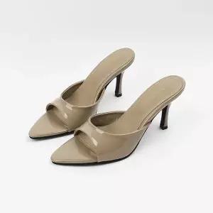 [신난다슈]여성 뮬 슬리퍼 샌들 힐 8cm 여자 스틸레토 하이힐 구두 발편한 토오픈 데일리 LO264953 베이지