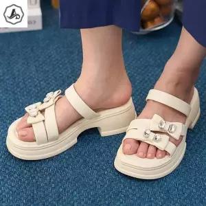 [애슬릿] 통굽 슬리퍼 여름 여성 큐빅 리본 스트랩 바캉스 (39096666A)