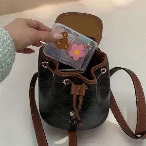 [셀러에이드]투명 포토카드 케이스