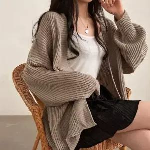 루즈핏 오픈형 여성 도톰 니트 가디건 봄 가을 아우터