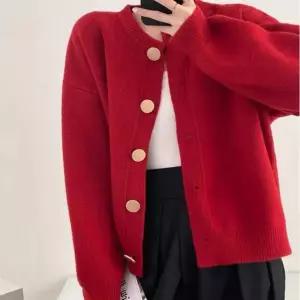 기본 디자인 여성 골드 버튼 라운드넥 베이직 가디건