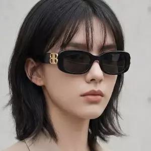 [발렌시아가] 선글라스 BB0310SK 001 명품 직사각형 뿔테 긱시크 패션 남자 여자