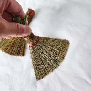 [골드스마일]풍수 재물 돈 쓸어담는 미니 싸리 빗자루 개업선물