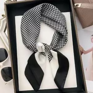 체크 쁘띠 사각 스카프 실크 매는법 봄스카프 남자 여성 목도리 면스카프 울실크