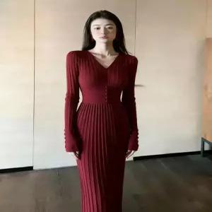 니트 원피스 치마 레드 여성패션 쉬폰 브이넥 가을겨울전포 크리스마스풍 플리츠 DL4