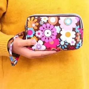 플라워 소품 핸드폰 수납 여성 파우치 클러치백 손가방