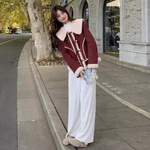 여자 레드 가을 동계 데일룩 코트 모피 앙코르 베이비넥 퍼 일체형 램스울 폼폼 상의 DAOL4