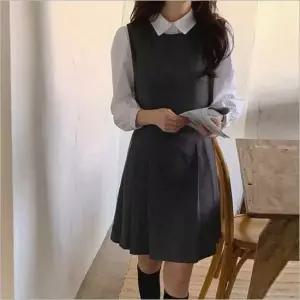 라운드넥 원피스 A라인 단정한 민소매 여자 플리츠 하객룩 2컬러