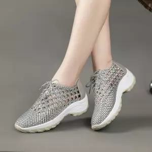 여자 캐주얼 여름 슈즈 가죽 펀칭 통기성 리얼 웨지 메쉬 샌들 통굽 웨지힐 admr5