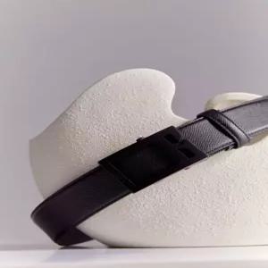 헤지스 ACC 쇼핑백동봉 남성 블랙 버클 H장식 소가죽 자동벨트 HJBE4E855BK HJBE4E855BK-IT