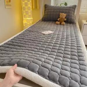 겨울 따뜻한 침대패드 벨벳 이불 매트리스 90x200cm 벨벳패드 이불패드 가정용 담요