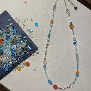 청량한 비즈 초커 목걸이 수정 여름 유리 데일리 포인트 해변 동남아 제주도 키치한 Y2K