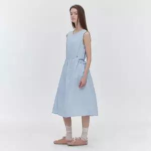 [마리끌레르](의정부점)바스락 포켓 스트링 슬리브리스 원피스(MAGBOP02MSB)