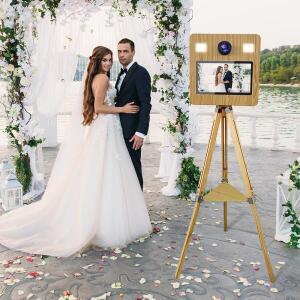 삼각대 나무 DSLR 사진 부스 기계 파티 이벤트를 위한 15.6 인치 터치 스크린 Selfie 키오스크 카메라