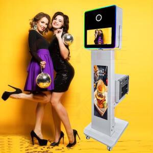 15.6인치 터치스크린 DSLR 포토 부스와 29인치 LCD 매직 미러 셀프 사진 머신 (파티, 이벤트용)