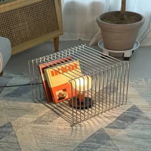 철제 미니 협탁 몬타나 큐브 와이어 팬톤 모듈 싱글 수납 거실 모던센츄리 낮은 수납장