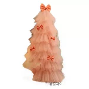 크리스마스트리 인테리어 핑크 장식 성탄절 특이한 카페 겨울 매장 전나무 나무