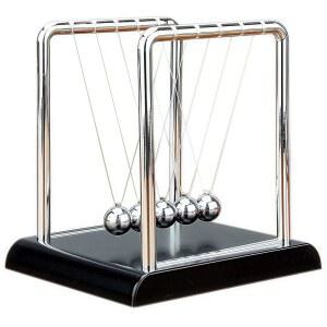 뉴턴 크래들 밸런스 진자 볼, 블랙 베이스의 스윙 키네틱 과학 물리학 교육용 학습 도구, 오피스 홈 크리에이티브 장식, 스트레스 해소 피젯 책상 장난감(중형)