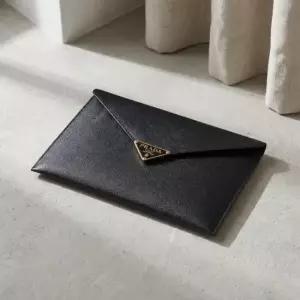 MUST IT_ Reorder 사피아노 가죽 엔벨로프 클러치 1MF048 2CLQ F0002)