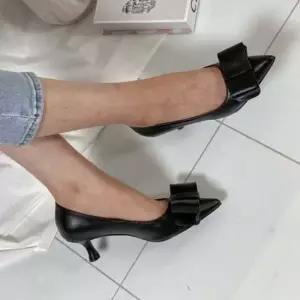 인기상품 미들굽 펌프스 리본장식 포인트 스틸레토 가죽 구두 [W88C498_260403]