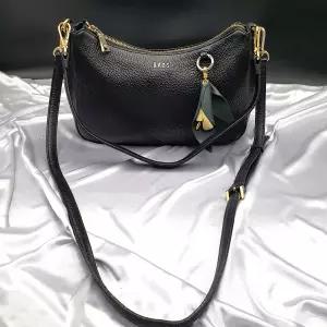 닥스 가죽 투웨이 숄더백 크로스백 중고 정품 가방 은피아노