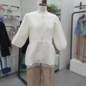 [써스데이아일랜드]도트 매쉬 이중 플레어 점퍼 T254MJP243W_CA