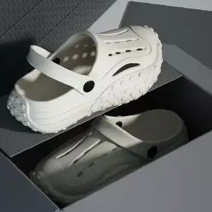 여름 남성 쿠션 슬리퍼 키높이 샌들 통풍 편안한 실내외 착용 신발