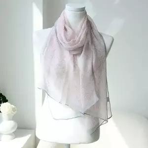 깃털 쉬폰 롱 스카프 머플러 목도리 간절기 여성 여자 봄스카프 중년 쉬폰스카프 간절기 롱스카프