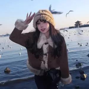 여성패션 모피 코트 겨울 양털 칼라 스웨이드 램스울 쇼트 소뿔 퍼 DL4