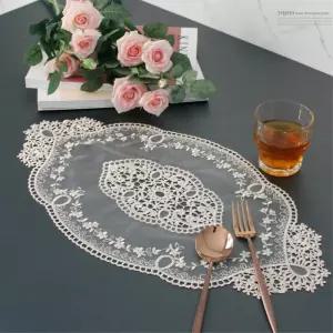 테이블 협탁 인테리어 꽃잎 레이스 펄매트 거실장 장식장 감성소품 커버 깔개